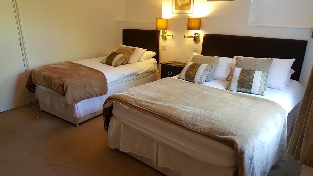 Colebrook Guest House Farnborough  Eksteriør billede
