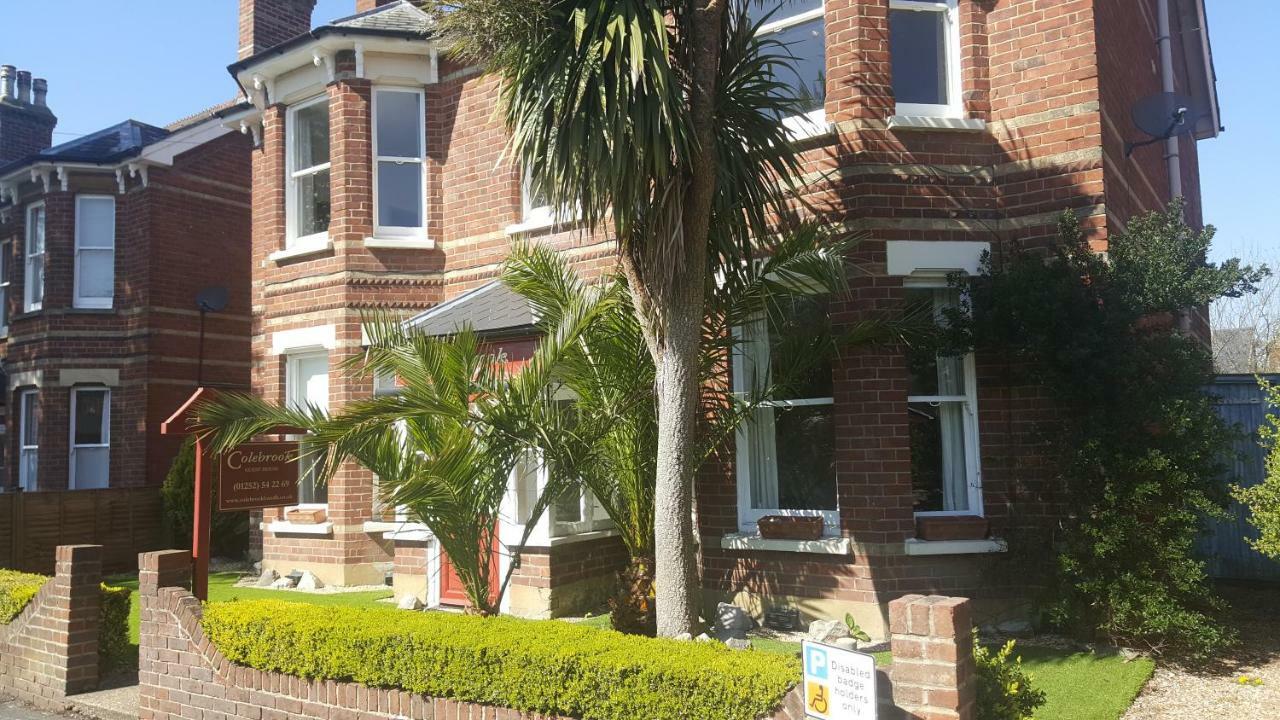 Colebrook Guest House Farnborough  Eksteriør billede