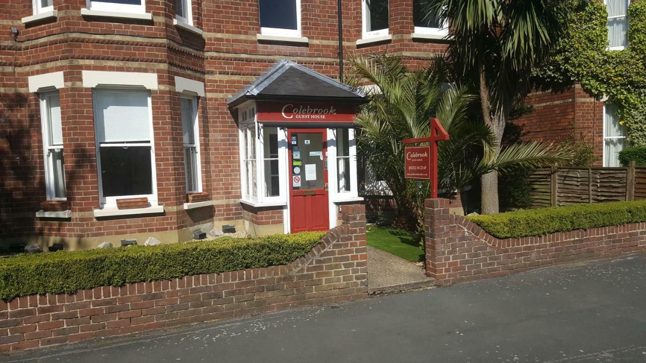 Colebrook Guest House Farnborough  Eksteriør billede